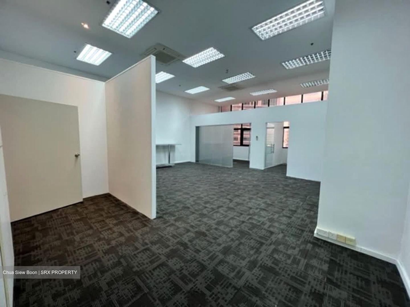 International Plaza (D2), Office #554784761